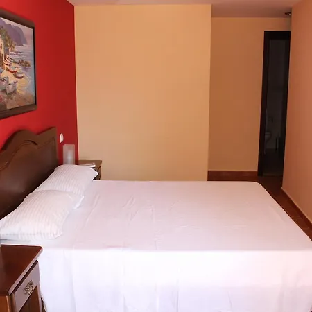 Hostel Don Lucas *